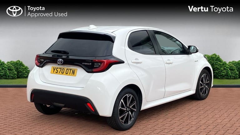 2021 Toyota Yaris 1.5 Hybrid Design 5dr CVT HATCHBACK PETROL/ELECTRIC Automatic