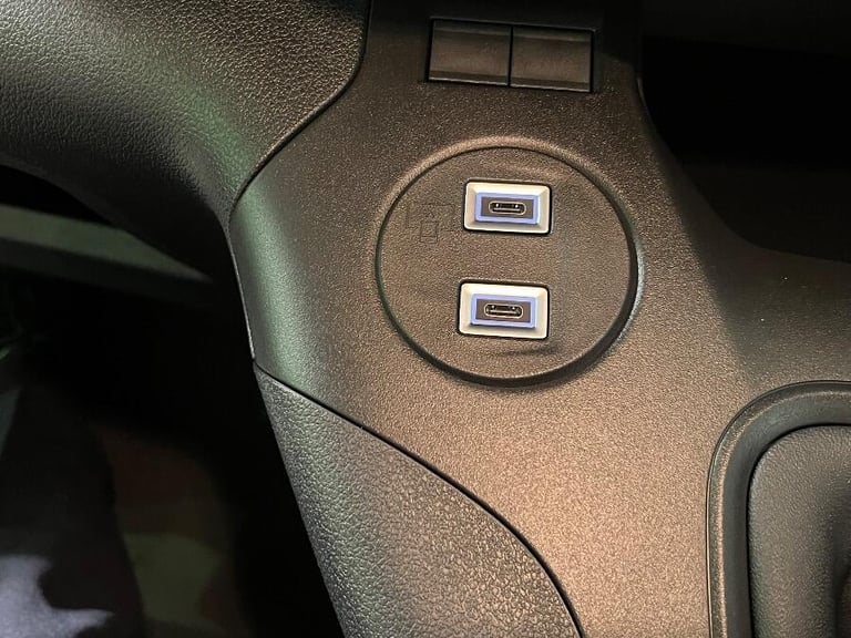 2025 Vauxhall Combo 1.5 Turbo D 2300 Pro Xl Panel Van 6dr Diesel Manual Lwb Euro 6 (s/s) (100 P P...