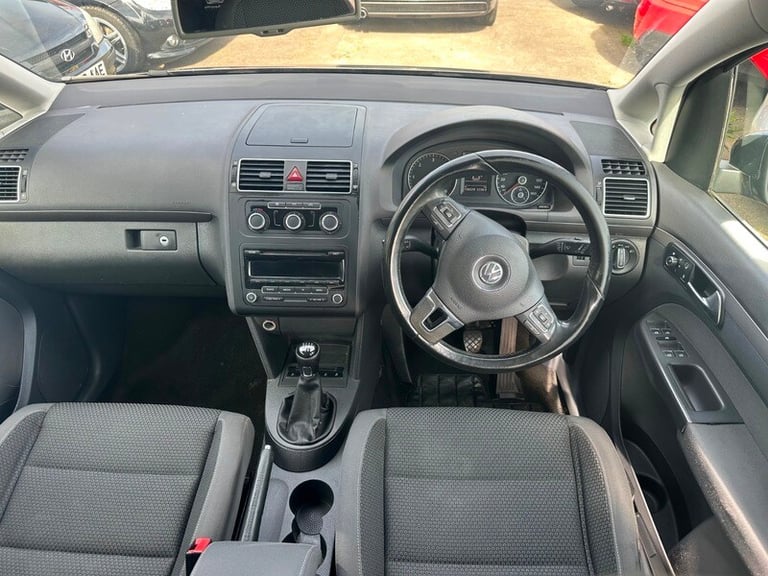 Volkswagen Touran SE TDI BLUEMOTION TECHNOLOGY