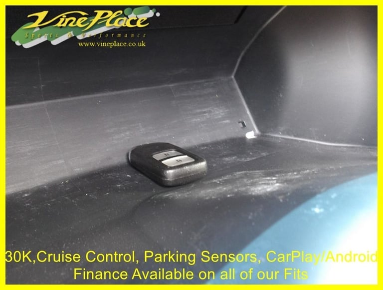 2014 Honda Fit 1.5 L Package,Hybrid,Auto Hatchback Hybrid Automatic