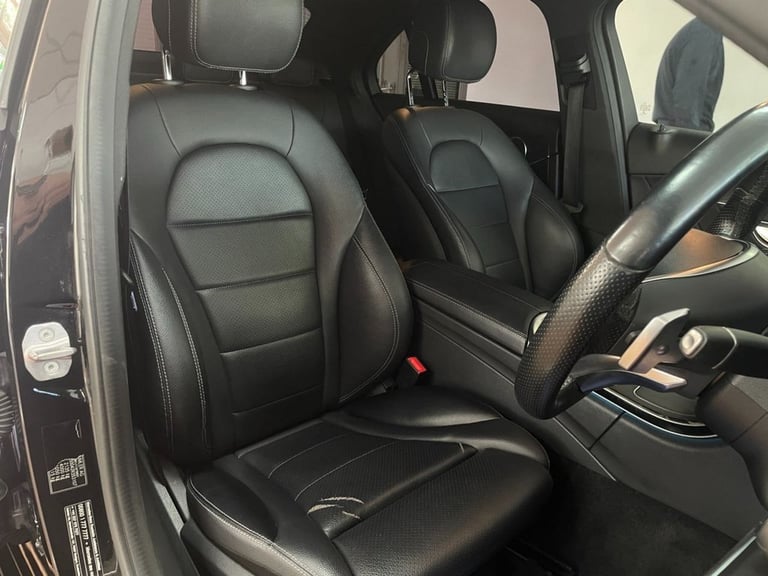 2018 Mercedes-Benz C Class 2.1 C220d AMG Line (Premium) Saloon 4dr Diesel G-Tronic+ Euro 6 (s/s) ...