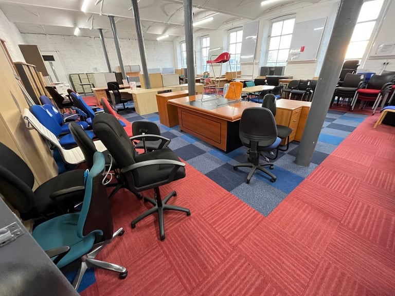 Year-Round SALE! Office Furniture (Desks, Tables, Chairs, Storage and more) - FROM £15.00+VAT