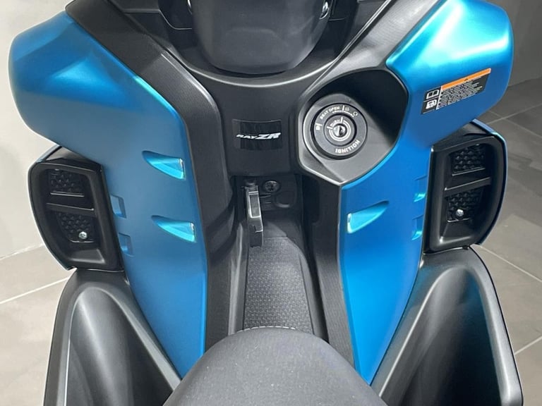 YAMAHA RAYZR 125 IN MATT CYAN - BRAND NEW - IN STOCK - AVAILABLE NOW !