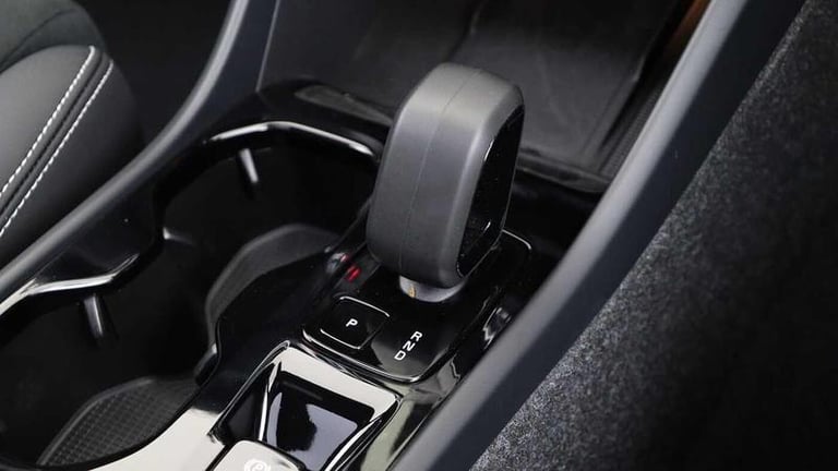 2025 Volvo XC40 Black Edition Ultra B3 Mild hybrid Petrol Automatic SUV Hybrid Automatic