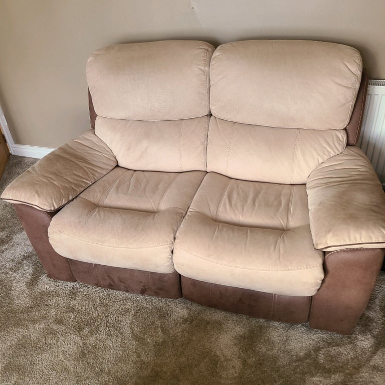 2 seater recliner 