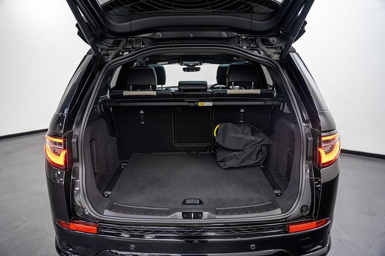 2024 Land Rover Discovery Sport P300e Dynamic HSE SUV HYBRID Automatic