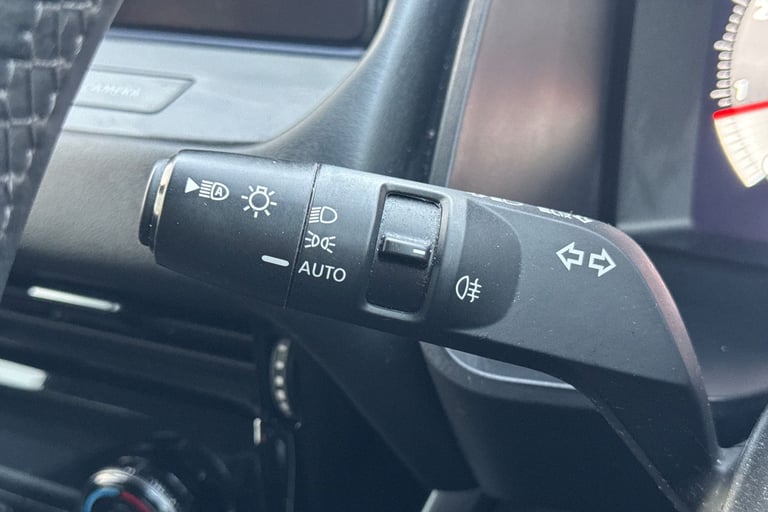 2022 Nissan Qashqai 1.3 DiG-T MH 158 N-Connecta 5dr Xtronic Hatchback Petrol Automatic