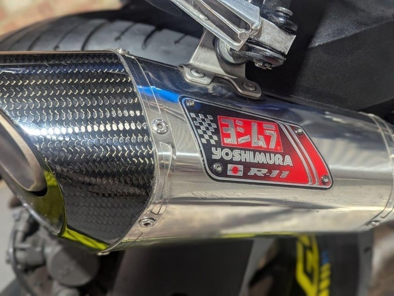 SUZUKI GSX-S1000 ABS 16 - YOSHIMURA EXHAUST -TAIL TIDY - LOVELY BIKE.