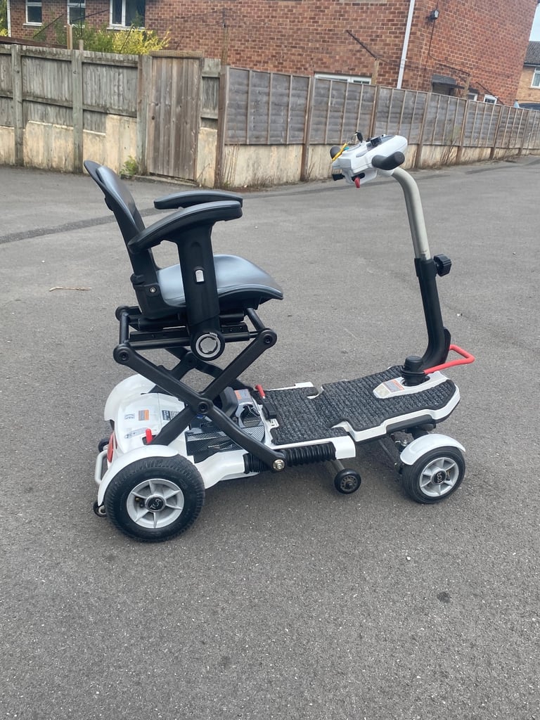 TGA Minimo Folding Mobility Scooter 
