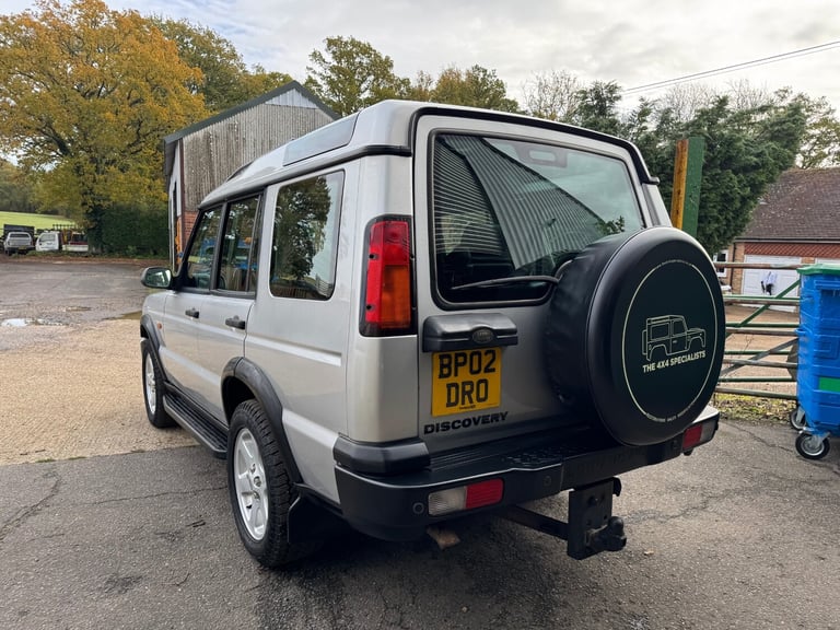 2002 Land Rover Discovery 2.5 Td5 ES 7 seat 5dr Auto ESTATE DIESEL Manual