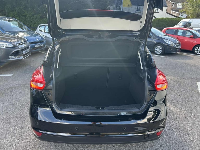 2016 Ford Focus 1.0T EcoBoost Titanium X Hatchback 5dr Petrol Manual Euro 6 (s/s) (125 ps) Hatchb...