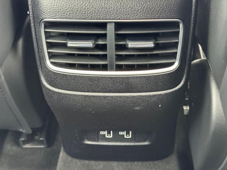 2022 MG MG HS 1.5 T-GDI 16.6kWh Exclusive Auto Euro 6 (s/s) 5dr ESTATE Petrol/Electric Hybrid Aut...