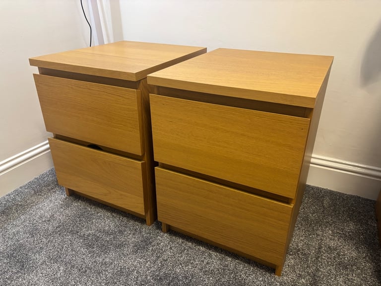 image for 2 Bedside Drawers