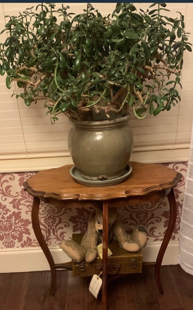 Occasional table 