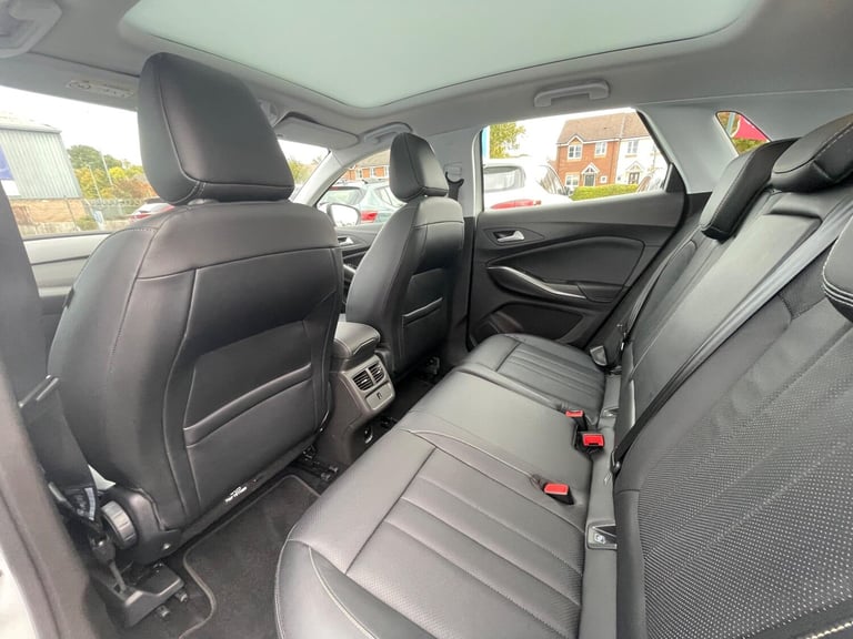 2020 Vauxhall Grandland X 1.5 Turbo D BlueInjection Elite Nav Euro 6 (s/s) 5dr HATCHBACK Diesel M...