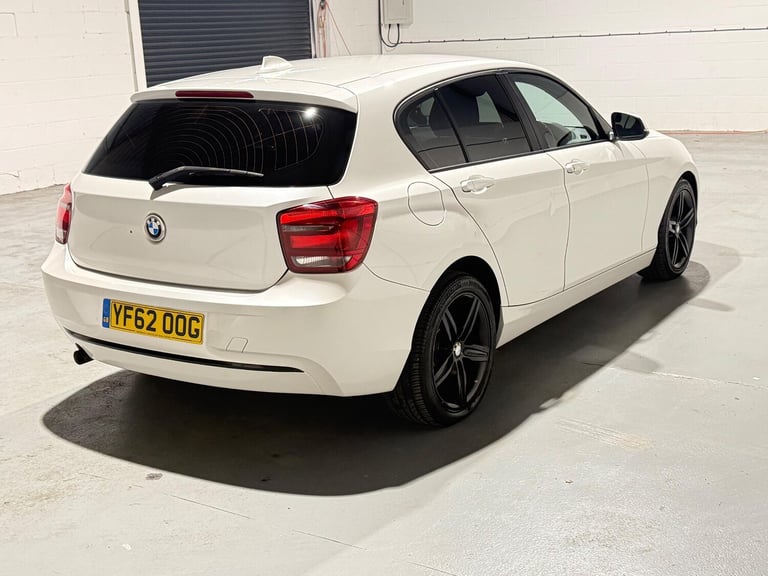 2013 BMW 1 Series 2.0 116d Sport Euro 5 (s/s) 5dr HATCHBACK Diesel Manual