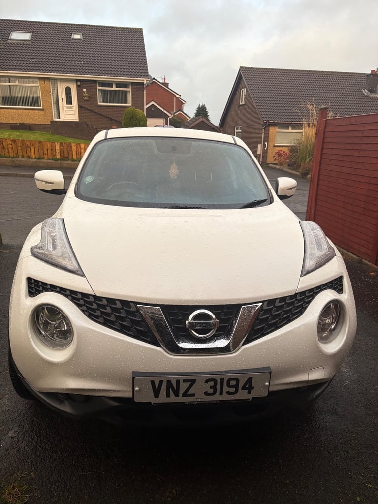 Nissan, JUKE, Hatchback, 2015, Manual, 1461 (cc), 5 doors