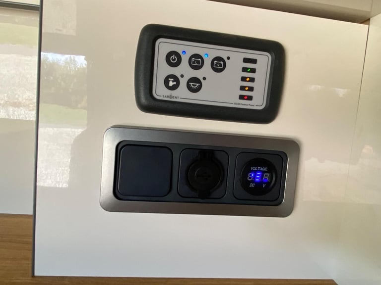 2025 Renault Trafic Campervan 4Belts,4Berth