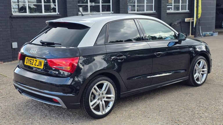 AUDI A1 1.4 TFSI S line Sportback S Tronic Euro 5 5dr 2012