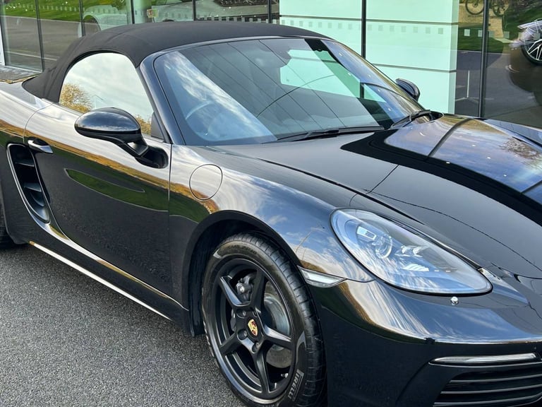 2017 Porsche Boxster 2.0 2dr CONVERTIBLE PETROL Manual