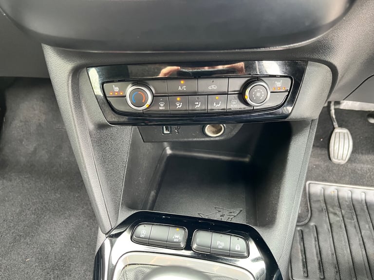 2020 70 VAUXHALL CORSA 1.5 TURBO D SE PREMIUM GREY 5 DOOR HATCHBACK 1 OWNER FSH