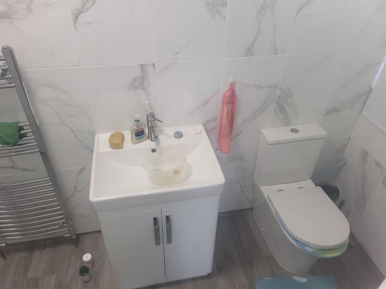 4 bedroom property to let from end of January 