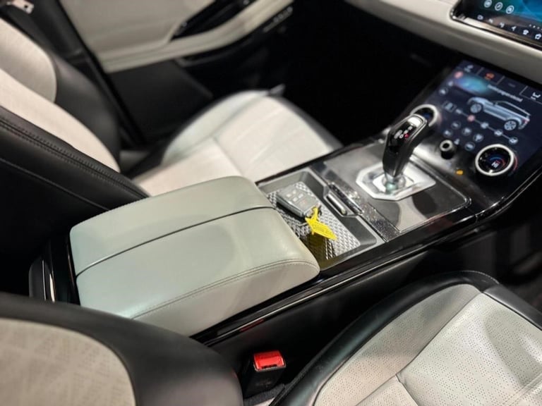 2019 Land Rover Range Rover Evoque 2.0 D180 R-Dynamic HSE Auto 4WD Euro 6 (s/s) 5dr ESTATE Diesel...