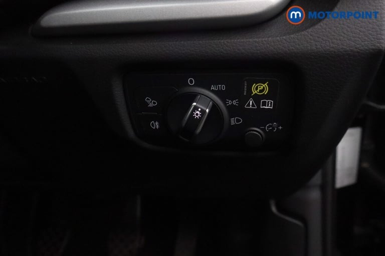 2018 Audi A3 1.5 TFSI SE Technik 5dr HATCHBACK PETROL Manual