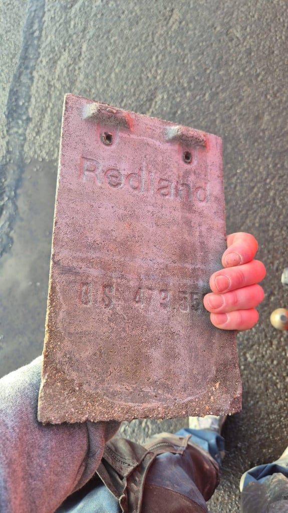 ARMOY bangor blue slates chimney pots floor ridge roof tiles reclaimed