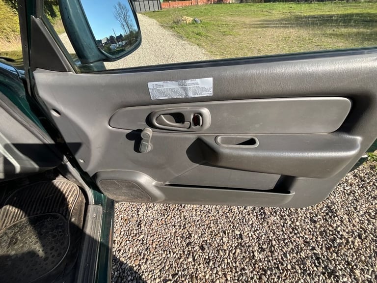 2004 Mitsubishi L200 2.5 TD 4Work Pickup 2dr Diesel Manual 4WD (113 bhp) PICKUP Diesel Manual