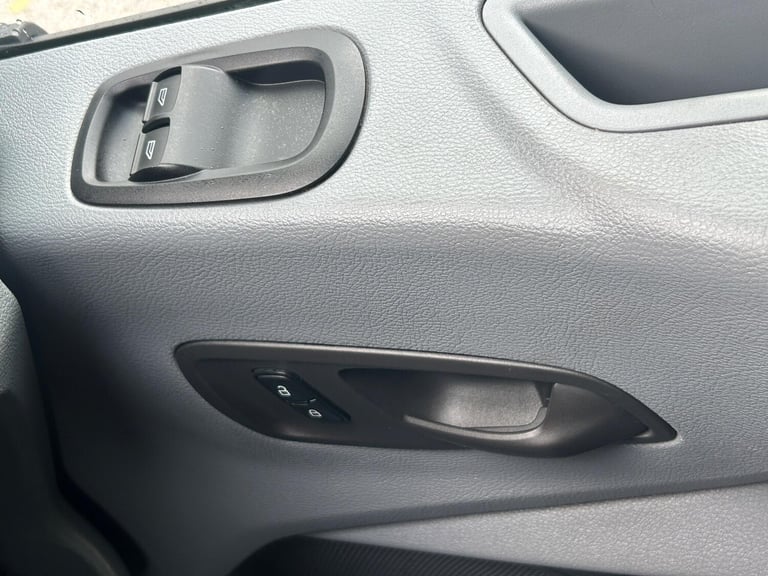 2018 Ford Transit 2.0 350 EcoBlue Crew Van FWD L3 H2 Euro 6 6dr PANEL VAN Diesel Manual