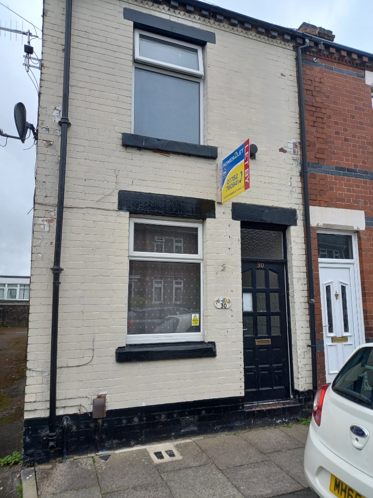 **TO LET**TERRACED PROPERTIES**PRICES STARTING FROM £375**1/2 BEDROOMS