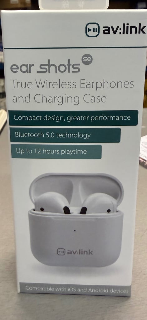 Wireless ear buds. New boxed. 