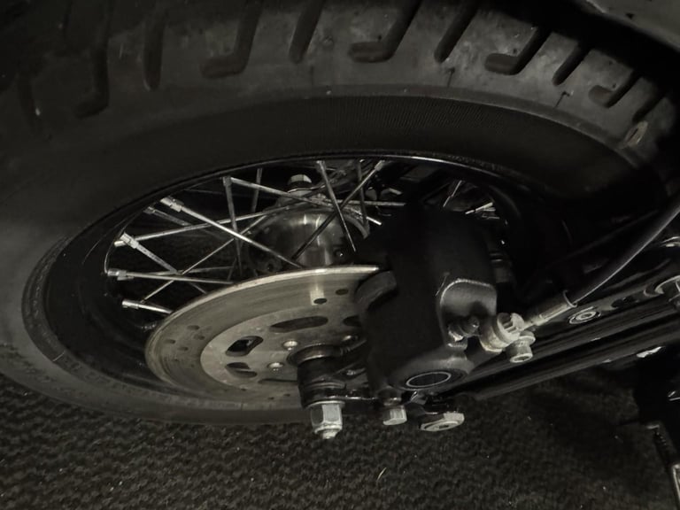 HARLEY-DAVIDSON FLSTSB CROSS BONES Softail Springer