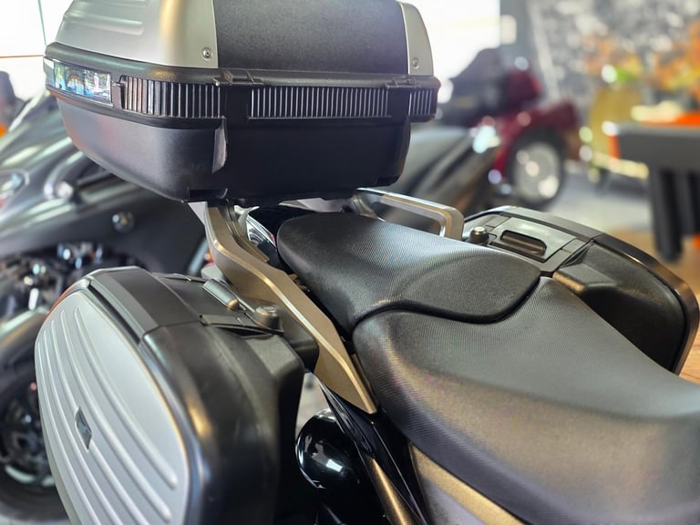 2015 HONDA NC 750 XD-E DCT HONDA LUGGAGE 8,900 MILE'S 