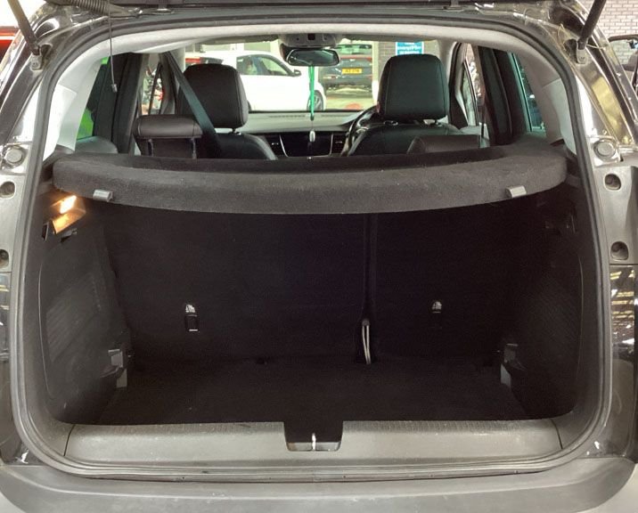 2018 Vauxhall Crossland X 1.5 Turbo D ecoTEC Tech Line Nav SUV 5dr Diesel Manual Euro 6 (s/s) (10...