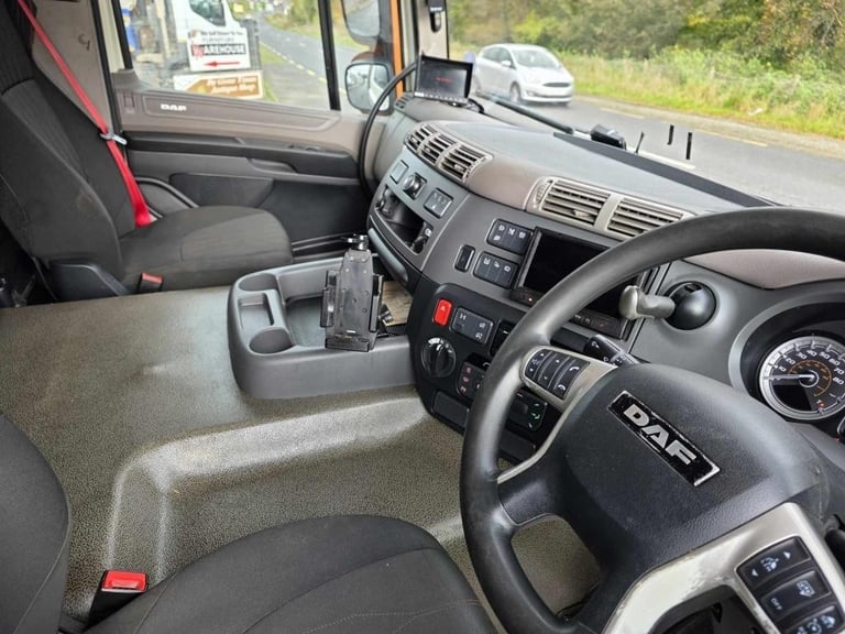 2020 Daf CF370 high sleepercab 4x2 with 25.5ft grp box