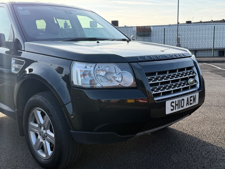 Land Rover, FREELANDER, Estate, 2010, Manual, 2179 (cc), 5 doors
