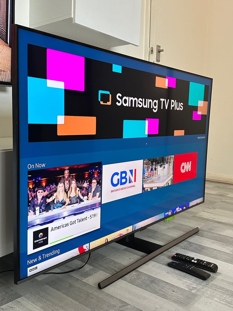55” 4K Ultra HD HDR SAMSUNG Smart TV (Delivery Available)