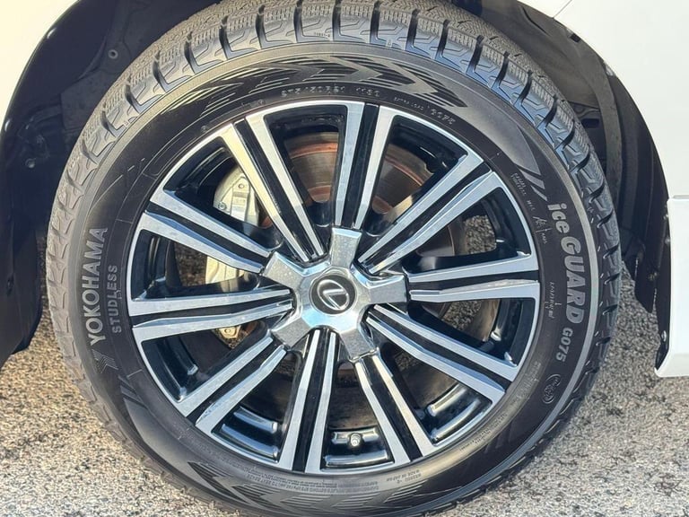 2024 Lexus LX LX570 5.7 V8 Automatic 4X4 8 seats 5dr Petrol Automatic