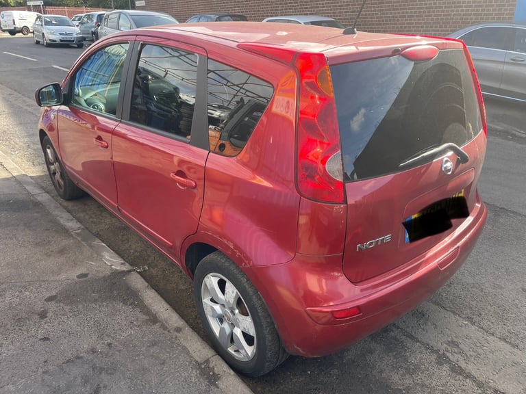 09 Nissan Note 1.6 Petrol HR16DE 5Speed RED BREAKING parts