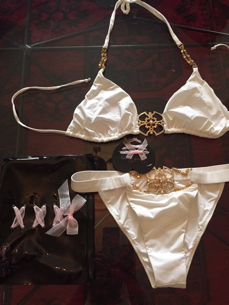 Beach Bunny White Sweetest Thing Limited Edition Bikini. Size M-L