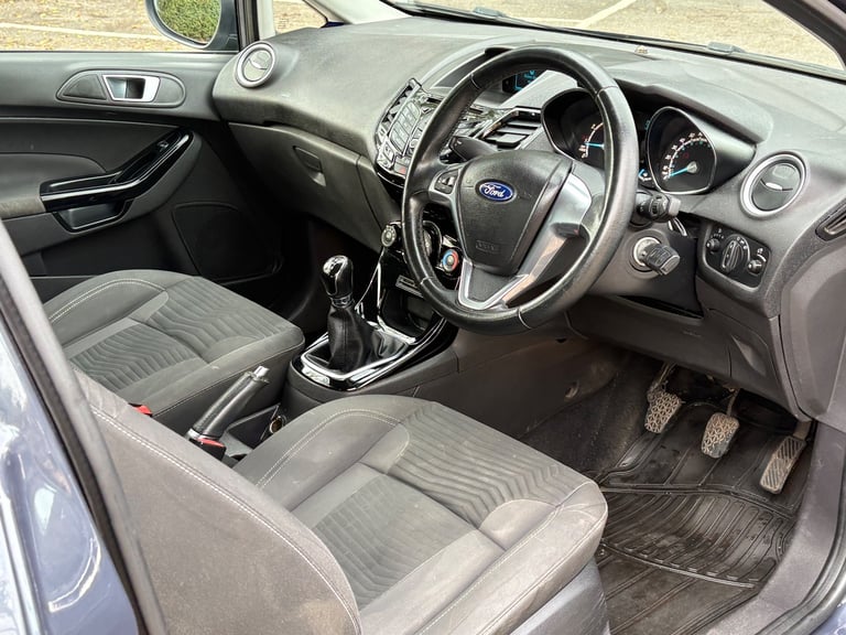 Ford, FIESTA, Hatchback, 2013, Manual, 1241 (cc), 3 doors