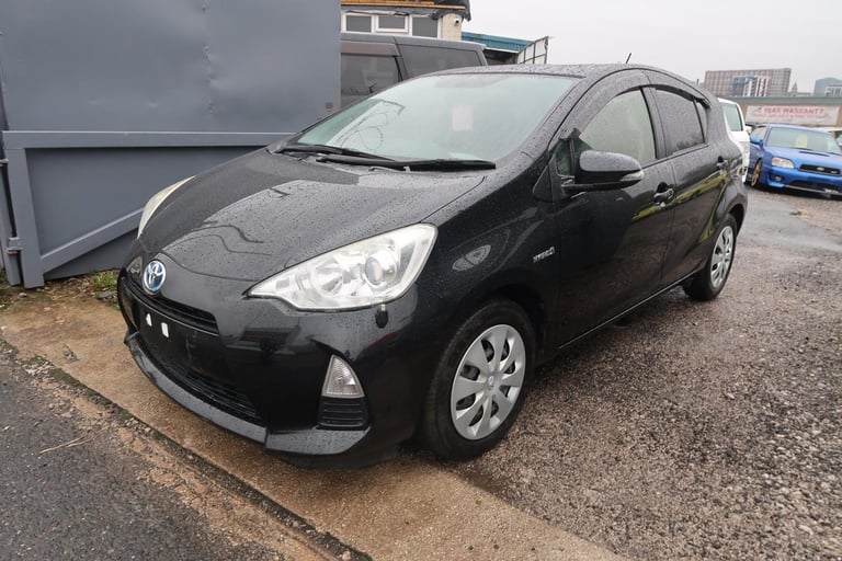 Toyota Aqua/Aygo/Yaris/Fit/Jazz Hybrid 1.5 Auto 5 Seater 5 dr Hatchback ULEZ Q20