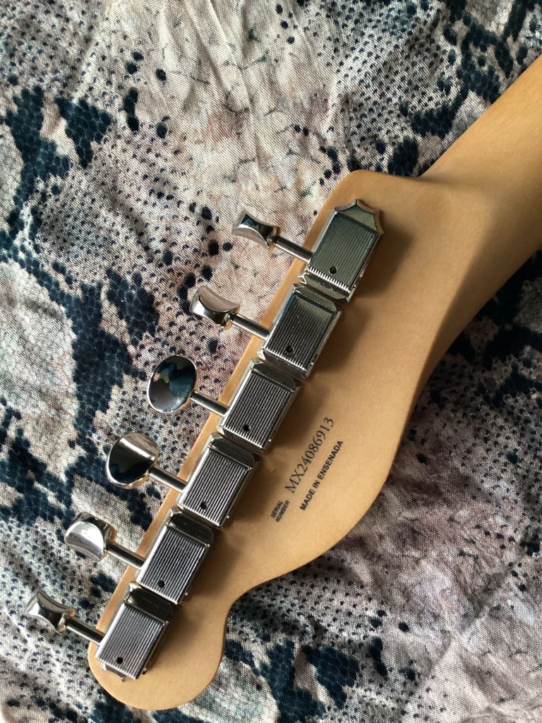 Fender Player II Telecaster - Chambered Ash / Rosewood / Aged Cherry Burst