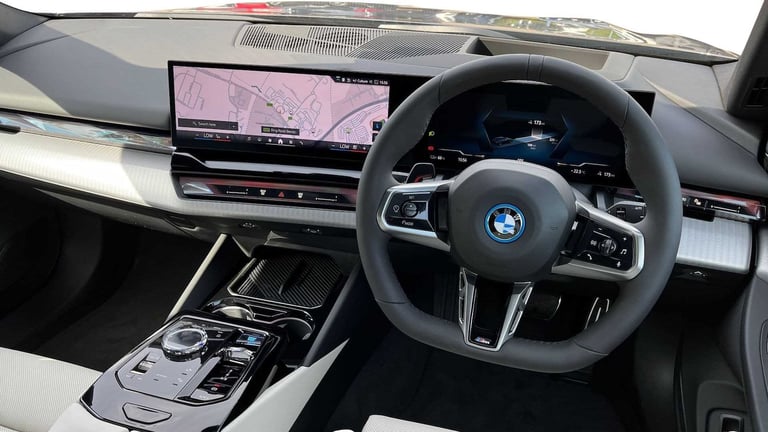 2025 BMW i5 250kW eDrive40 M Sport Pro 84kWh 5dr Auto Estate Electric Automatic