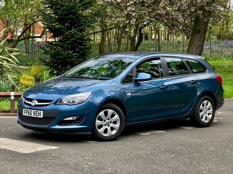 65 Vauxhall Astra 1.6CDTi Design Estate Diesel * ULEZ Euro 6 * * £0 Road Tax * *