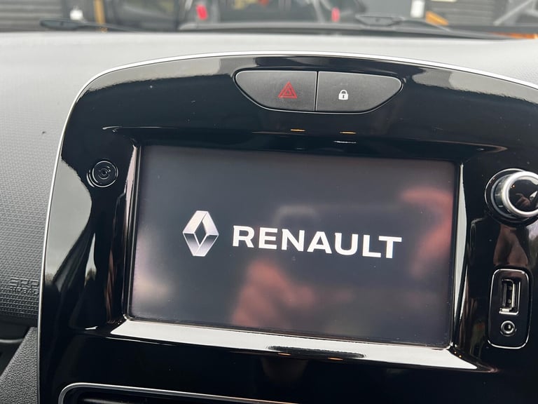 2016 Renault Clio 1.2 16V Dynamique Nav Euro 6 5dr HATCHBACK Petrol Manual