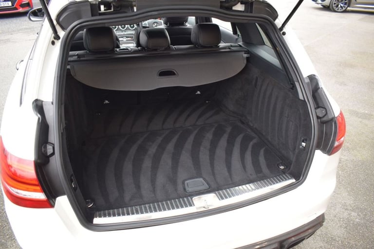 2017 66 MERCEDES-BENZ C-CLASS 4.0 C63 V8 BITURBO AMG (PREMIUM) ESTATE 5DR PETROL