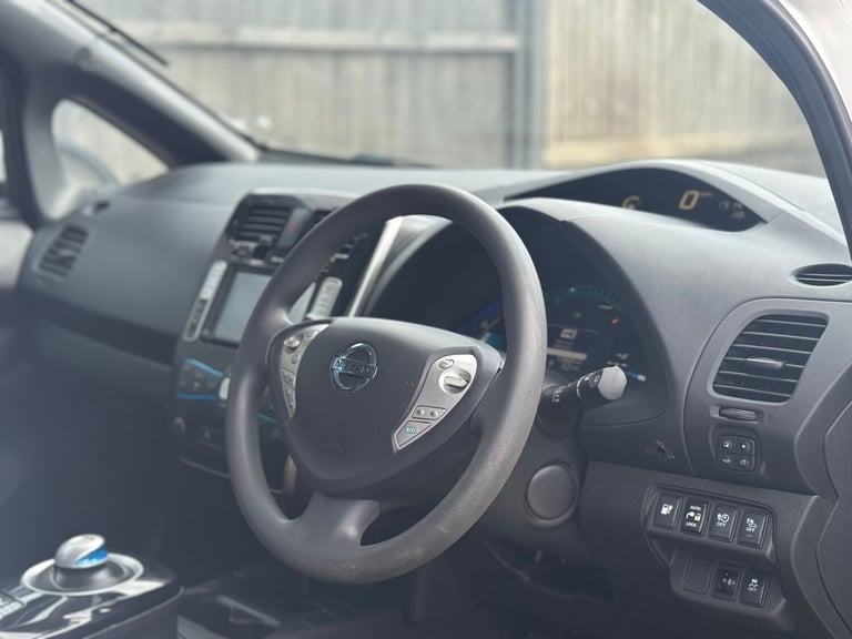 2016 Nissan Leaf 80kW Acenta 30kWh 5dr Auto HATCHBACK Electric Automatic